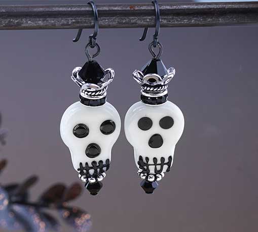 GoodyBeads | Halloween Pumpkin King Earrings DIY